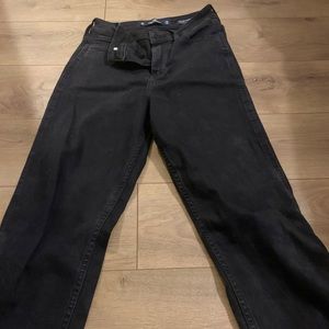 hollister mom jeans